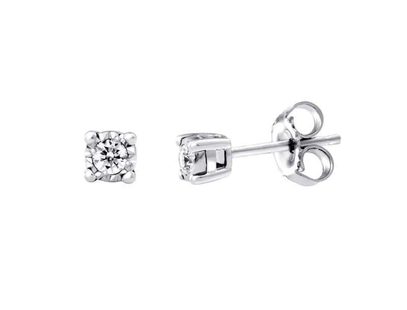 .06CT Diamond White Gold Stud Earrings