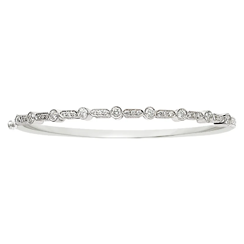 Diamond Pave Bar Bangle