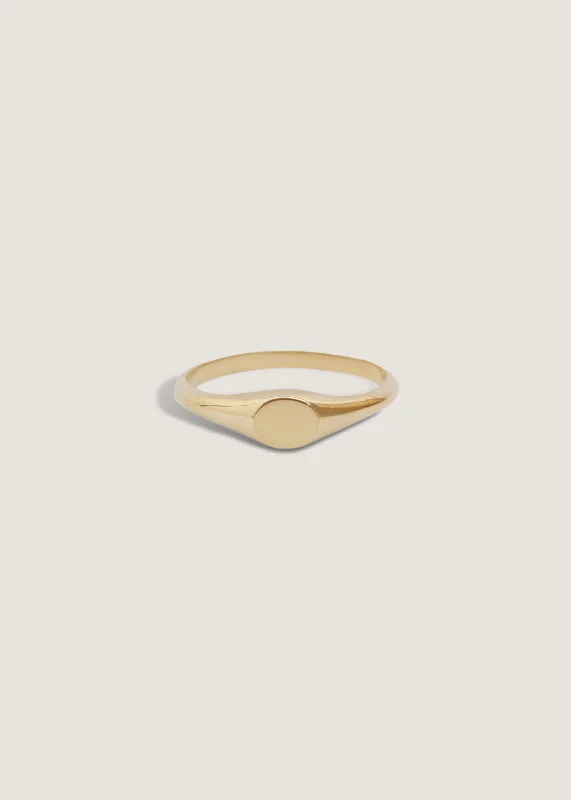 Petite Classic Signet Ring