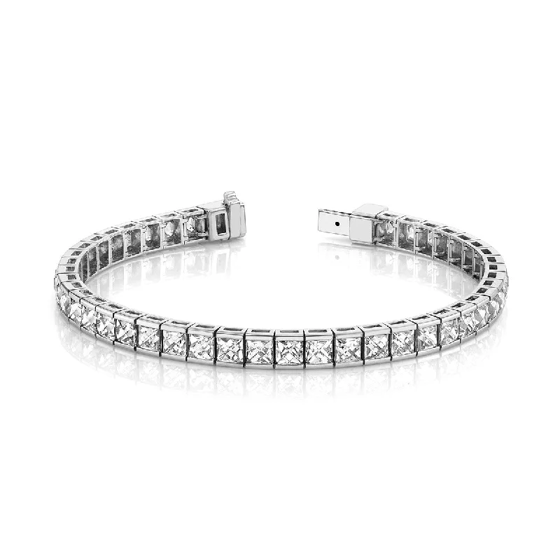 18Kw Square French-cut Diamond Tennis Bracelet