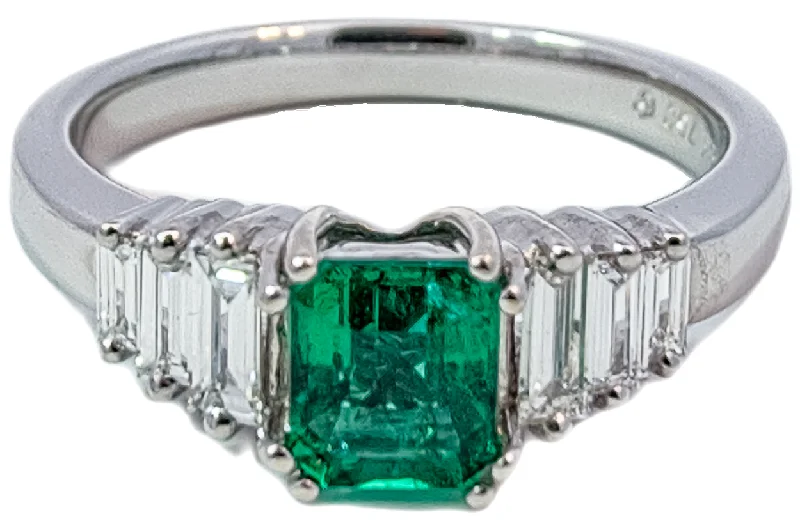 White Gold Emerald and Diamond Fashion Ring