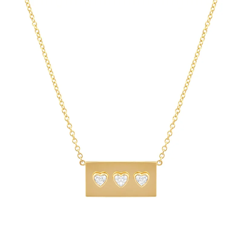 Ellen Plate with 3 Heart-Cut Diamond Detail Necklace